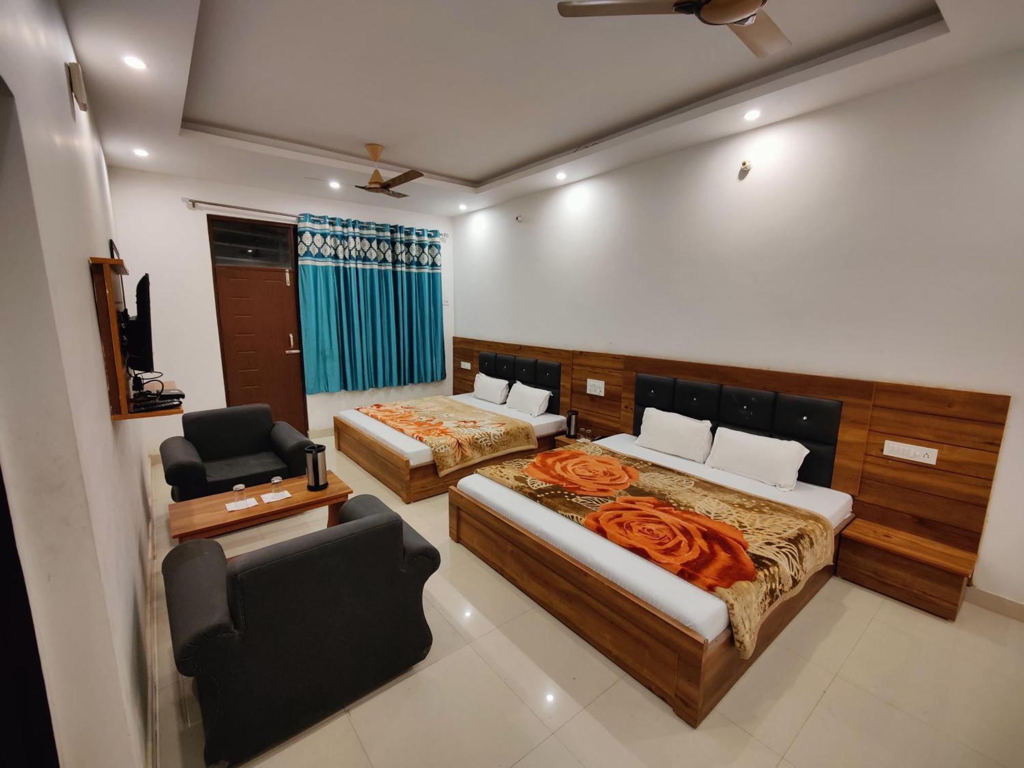 Alaknanda Motel & Restaurant Rudraprayāg Exterior foto